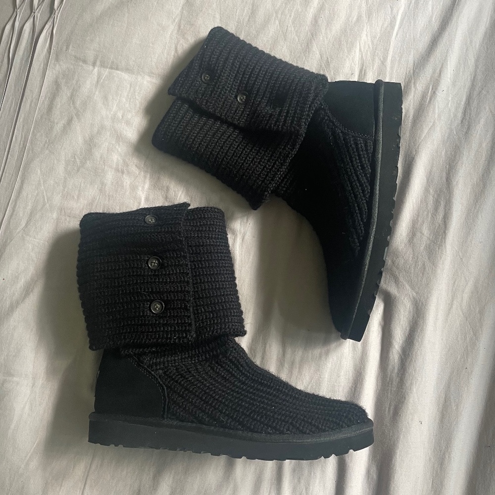 COPY - Black knit Uggs